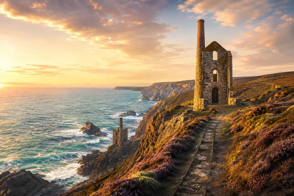 Cornwall’s Tin Mining Heritage: Engine Houses, the Cornish Miner and Where to Explore It
